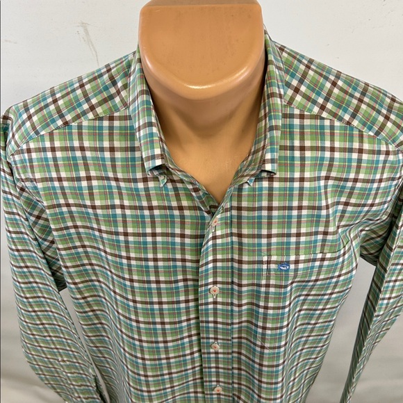 Southern Tide long sleeve button down collar shirt.  M - Picture 3 of 8